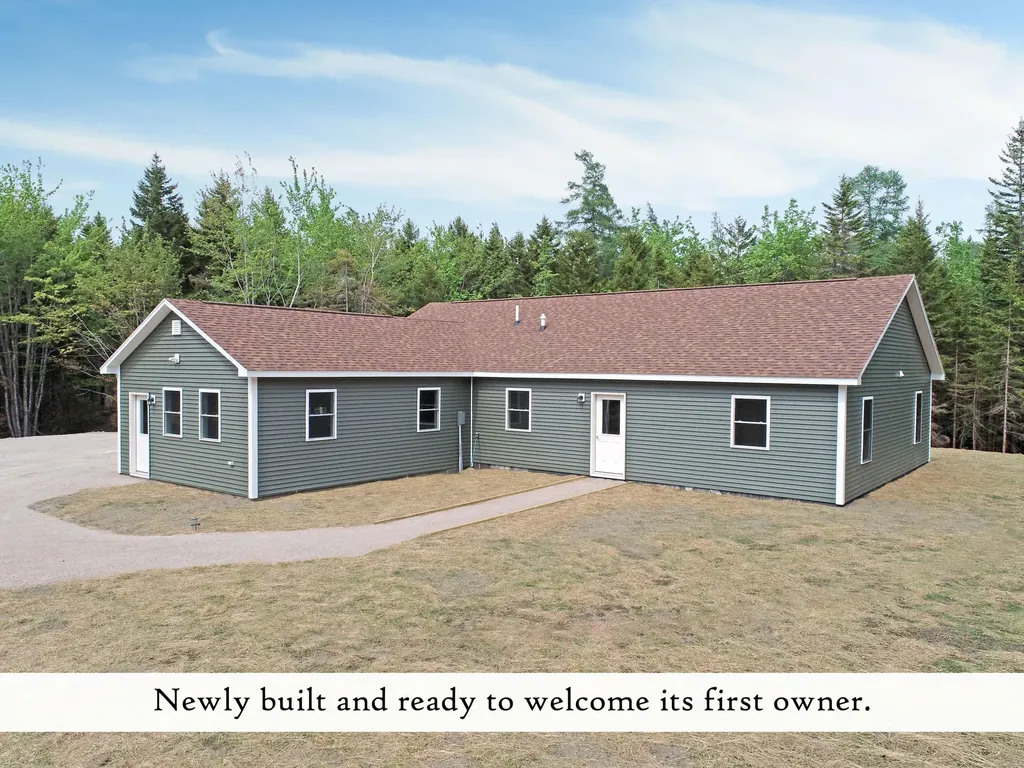 29 Alder Lane Tremont ME 04612