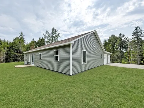 29 Alder Lane Tremont ME 04612