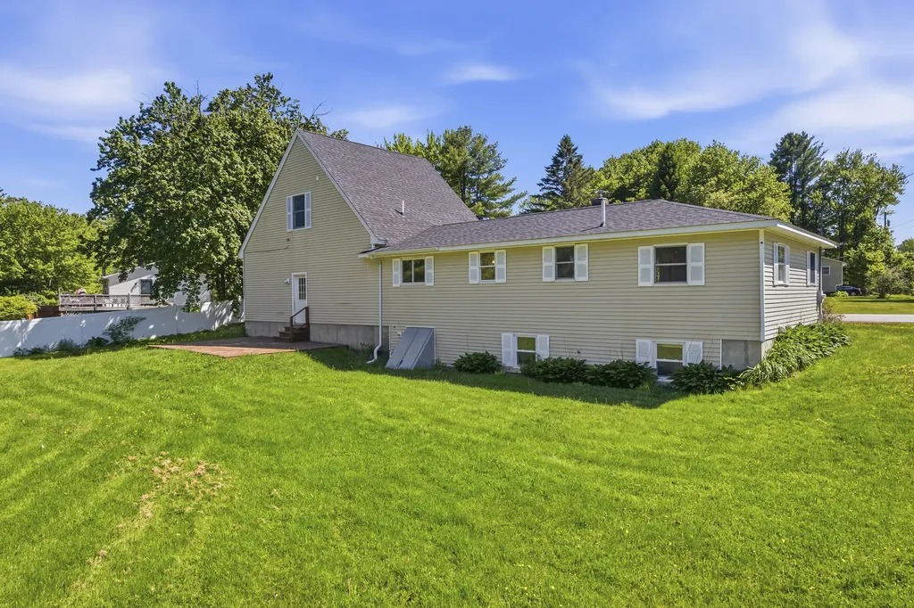 2 Whitney Street Lisbon ME 04250