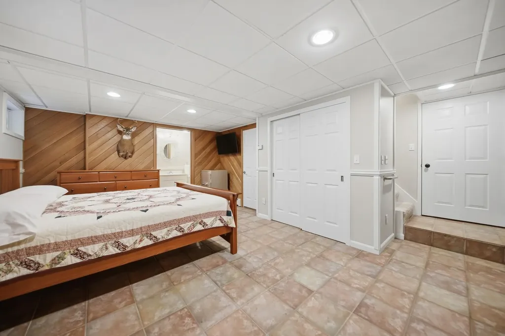 2 Betty Lane Waterboro ME 04030