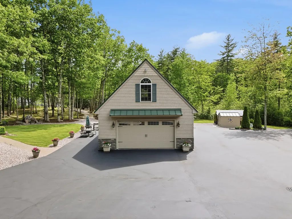 2 Betty Lane Waterboro ME 04030