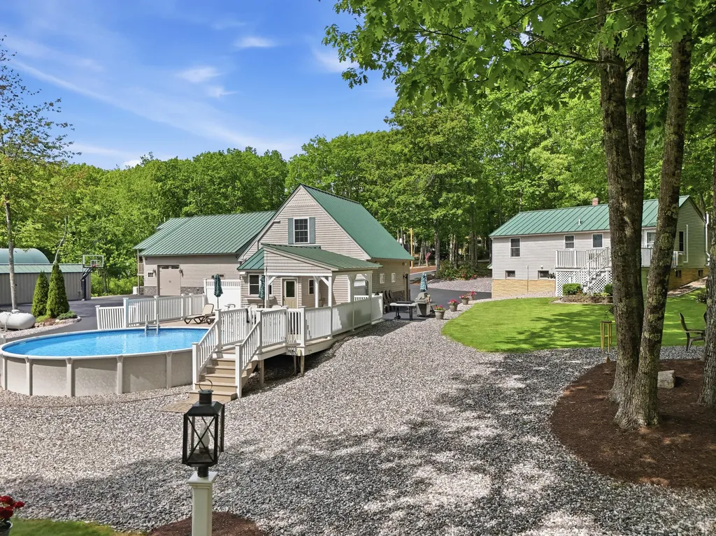 2 Betty Lane Waterboro ME 04030