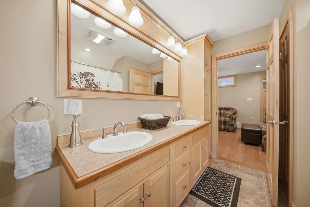 2 Betty Lane Waterboro ME 04030