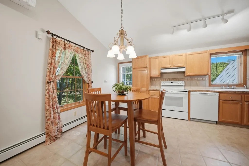 2 Betty Lane Waterboro ME 04030