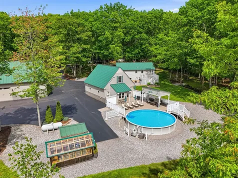 2 Betty Lane Waterboro ME 04030