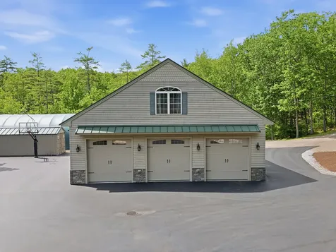 2 Betty Lane Waterboro ME 04030