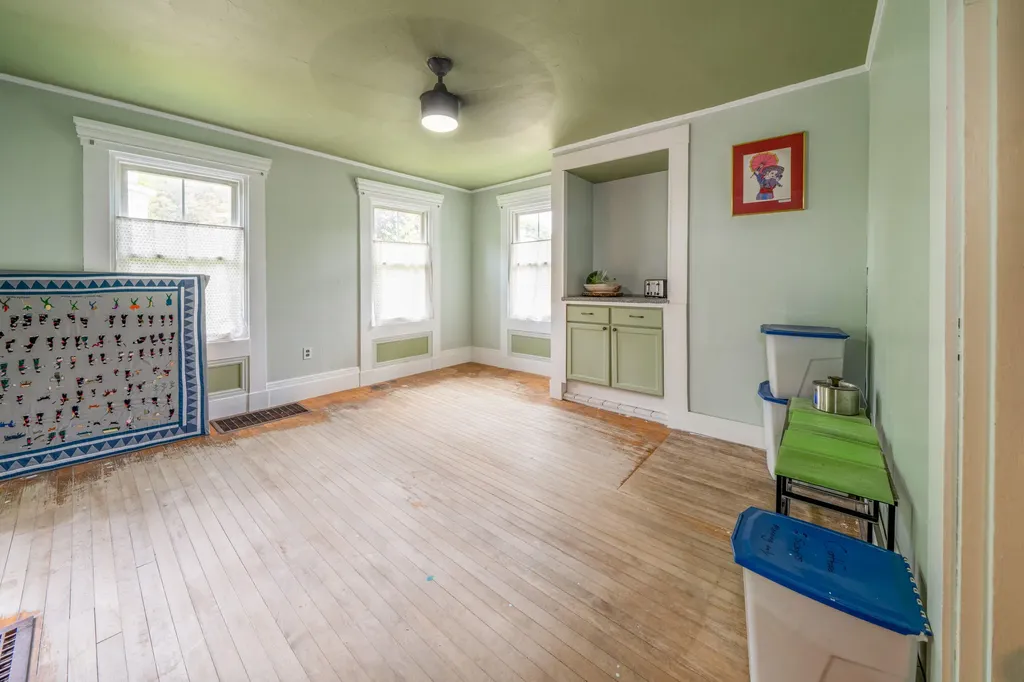 42 Elm Street Bucksport ME 04416