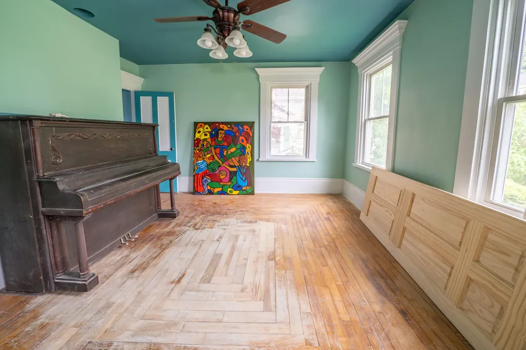 42 Elm Street Bucksport ME 04416