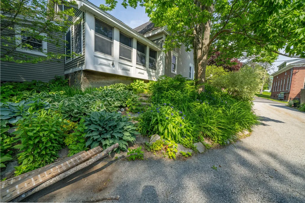 42 Elm Street Bucksport ME 04416