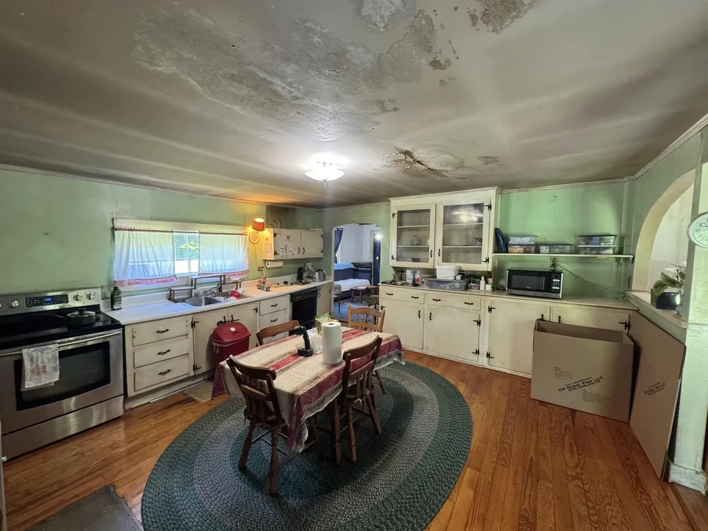 676 River Road Bucksport ME 04416
