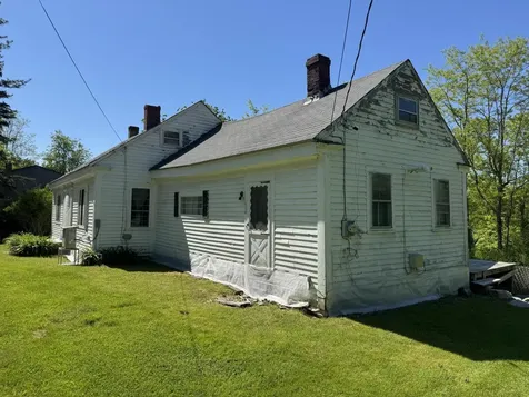 676 River Road Bucksport ME 04416
