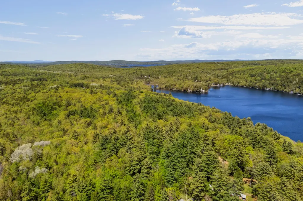 66 Nickerson Lane Rome ME 04963