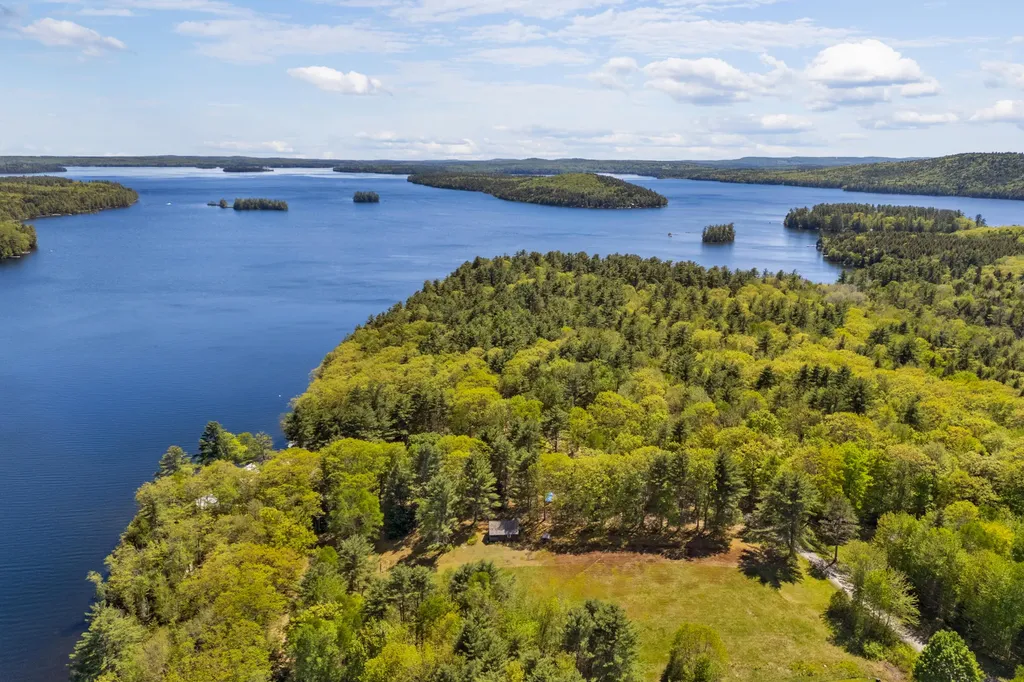 66 Nickerson Lane Rome ME 04963
