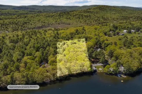 66 Nickerson Lane Rome ME 04963