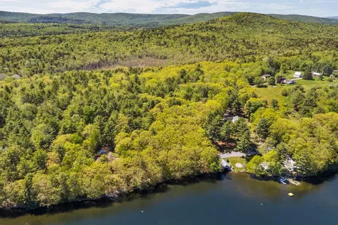 66 Nickerson Lane Rome ME 04963