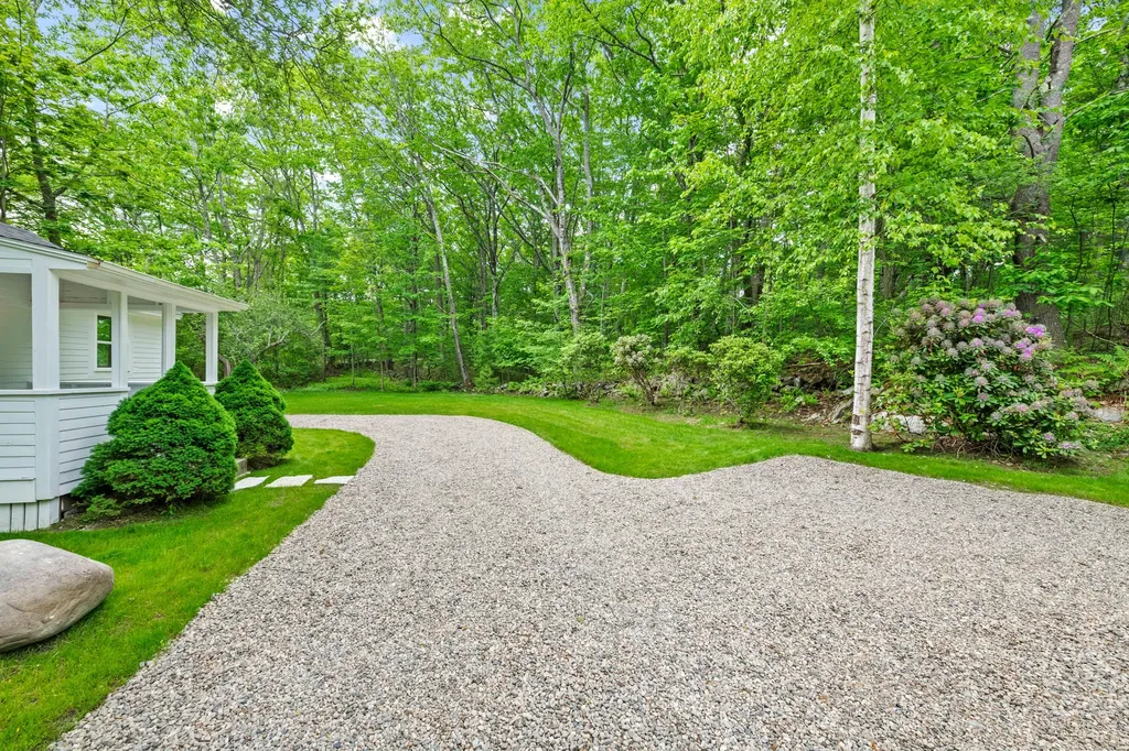 11 Wildes District Road Kennebunkport ME 04046