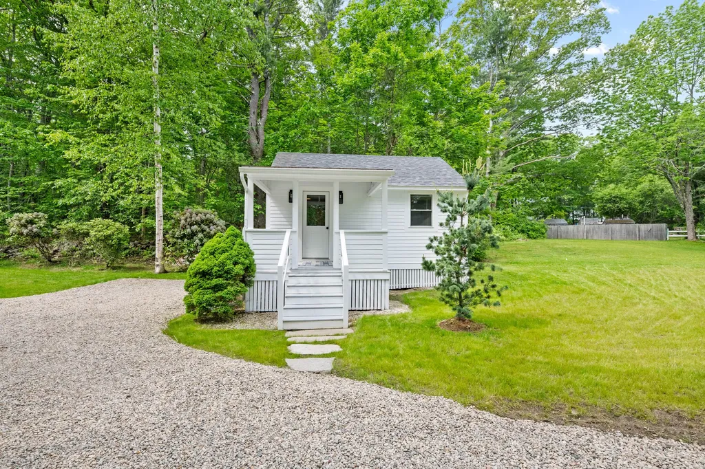 11 Wildes District Road Kennebunkport ME 04046