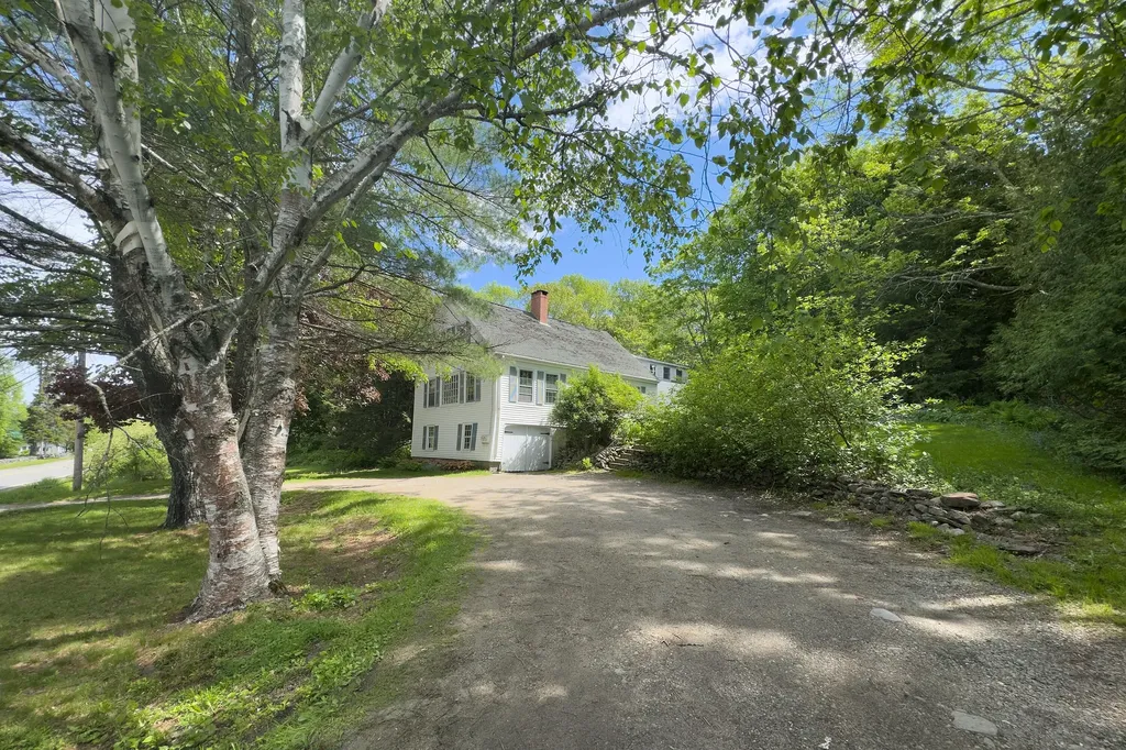 1117 Main Street Waldoboro ME 04572