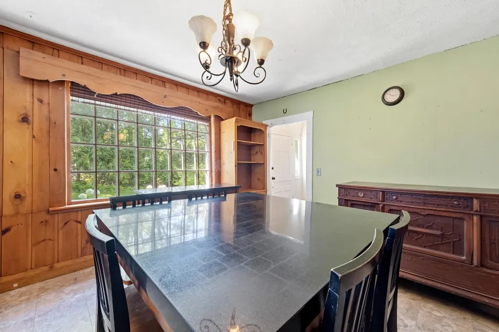 1117 Main Street Waldoboro ME 04572
