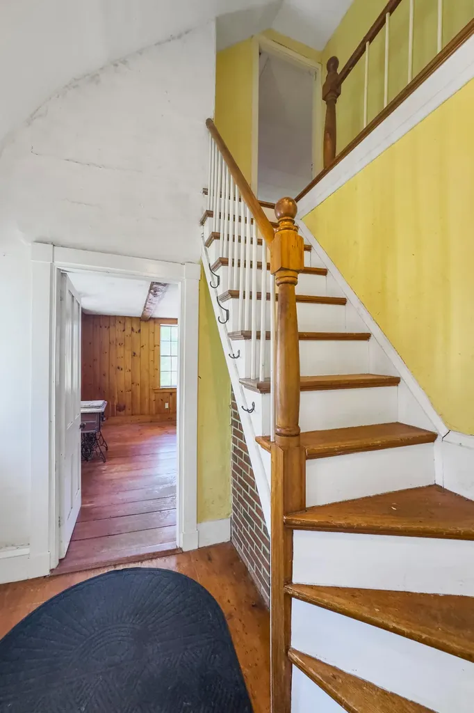1117 Main Street Waldoboro ME 04572
