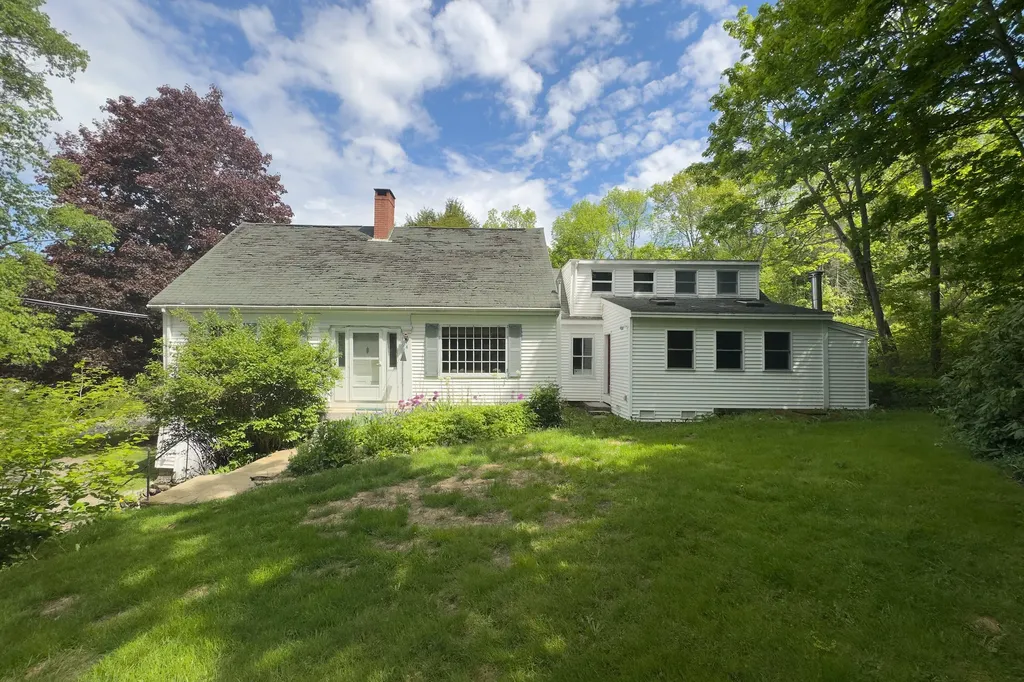 1117 Main Street Waldoboro ME 04572