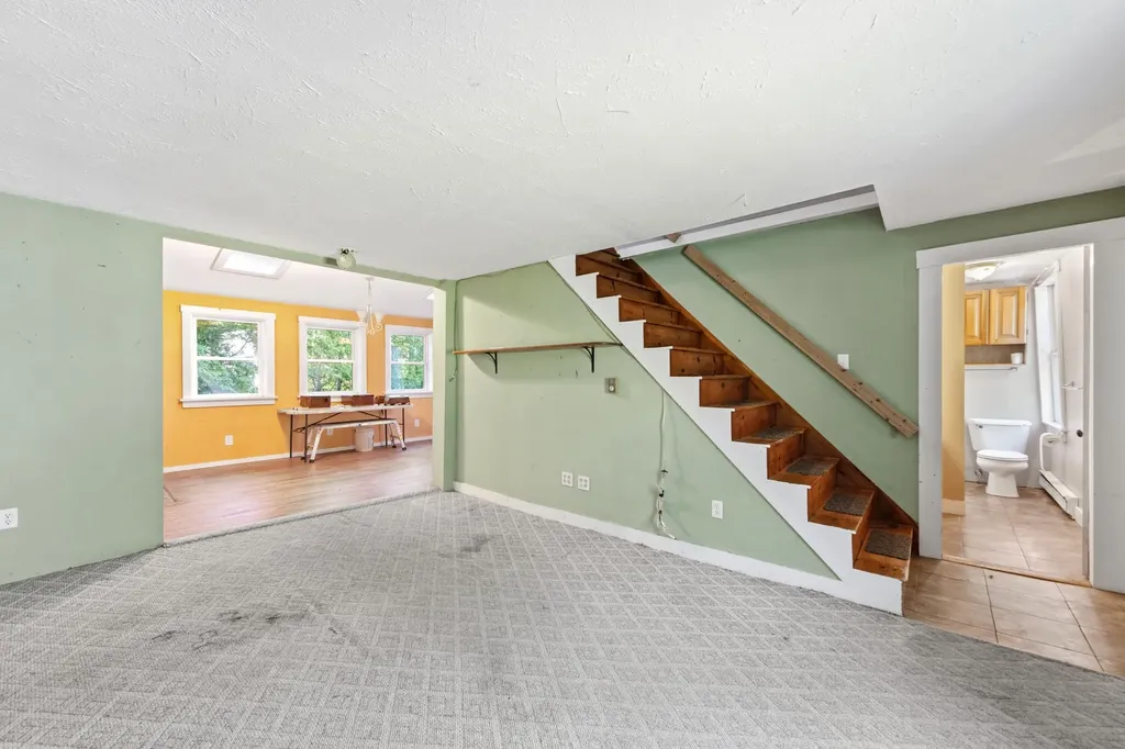 1117 Main Street Waldoboro ME 04572