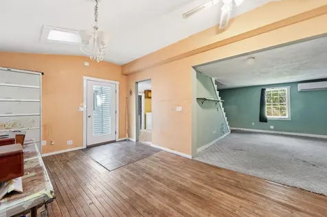 1117 Main Street Waldoboro ME 04572