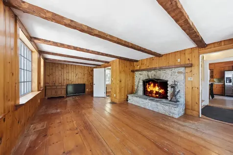 1117 Main Street Waldoboro ME 04572