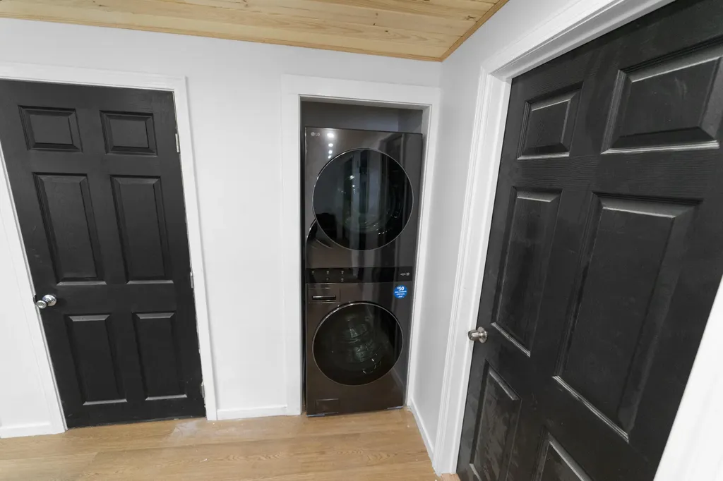 156 Essex Street Bangor ME 04401