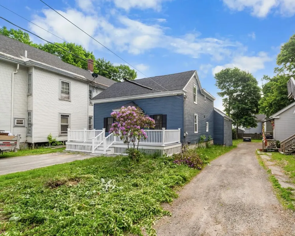 156 Essex Street Bangor ME 04401