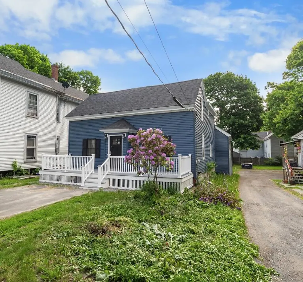 156 Essex Street Bangor ME 04401