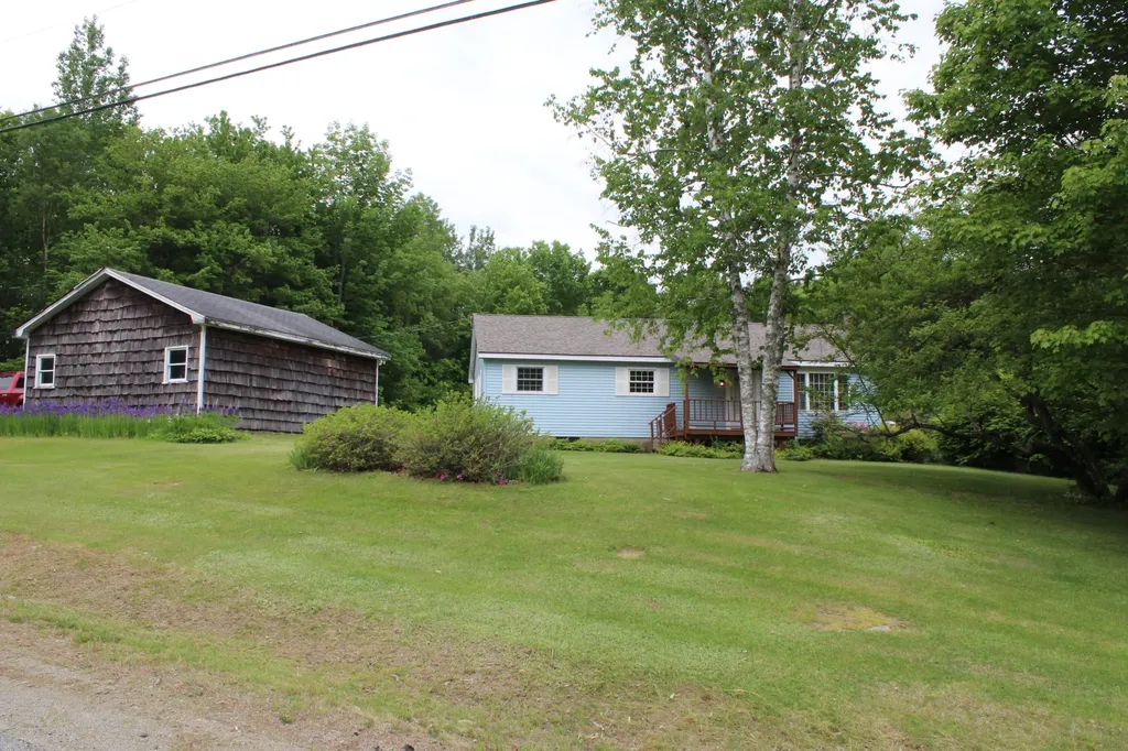 122 Greeley Road Windsor ME 04363