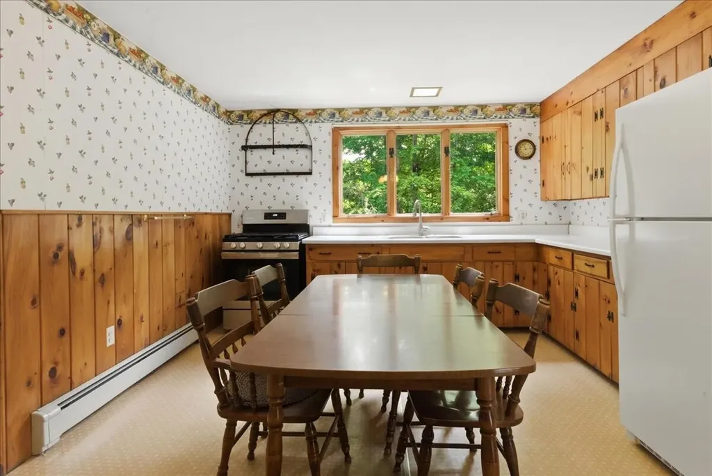 89 Bryant Road Buckfield ME 04220