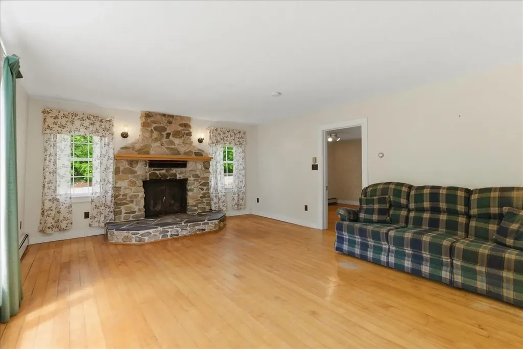 89 Bryant Road Buckfield ME 04220