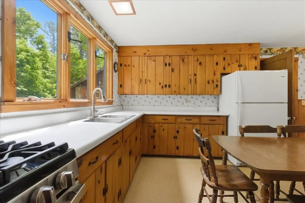 89 Bryant Road Buckfield ME 04220