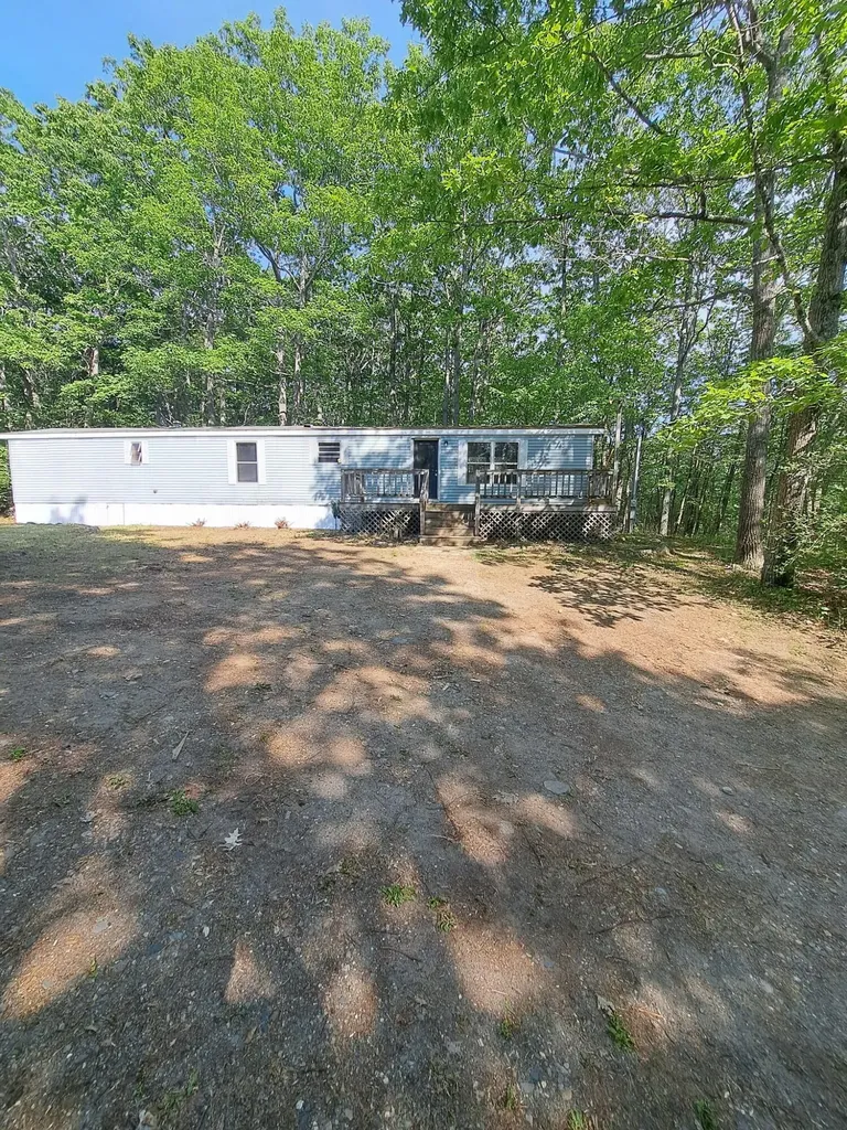 965 S Belfast Avenue Augusta ME 04330