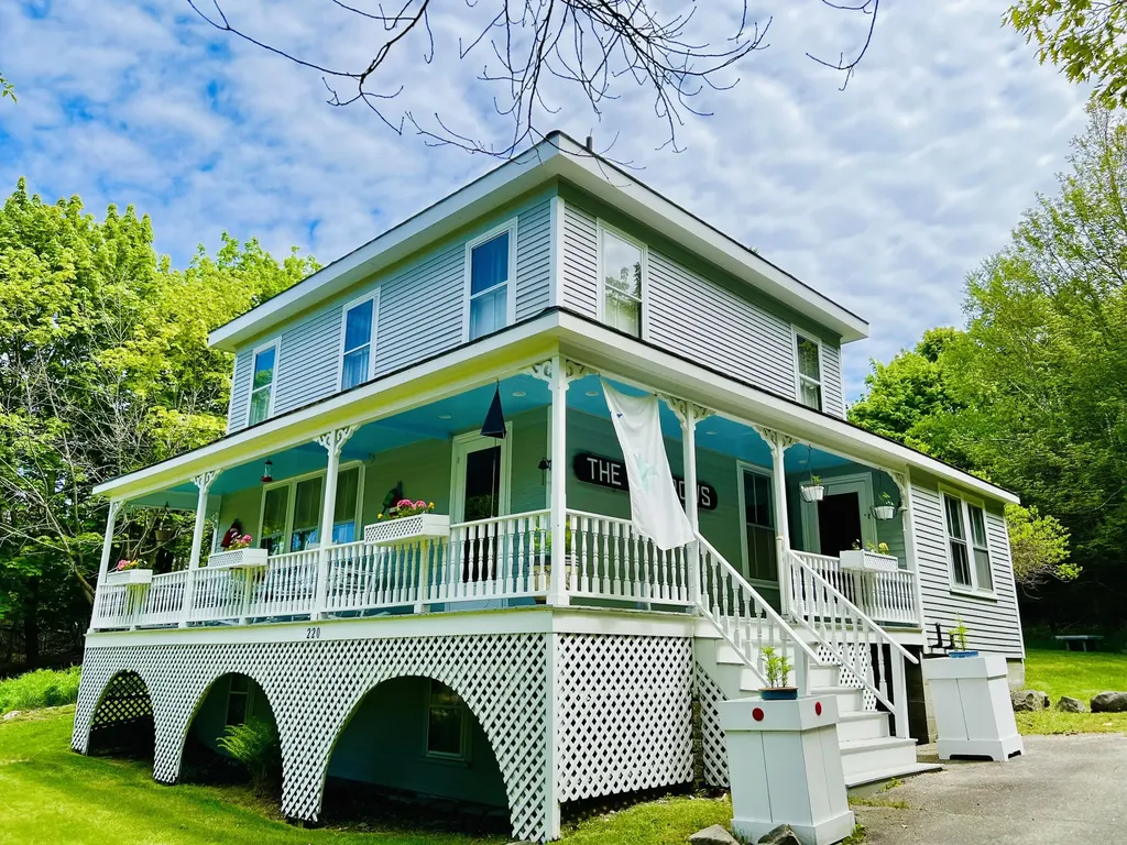 220 Harbor Drive Tremont ME 04653