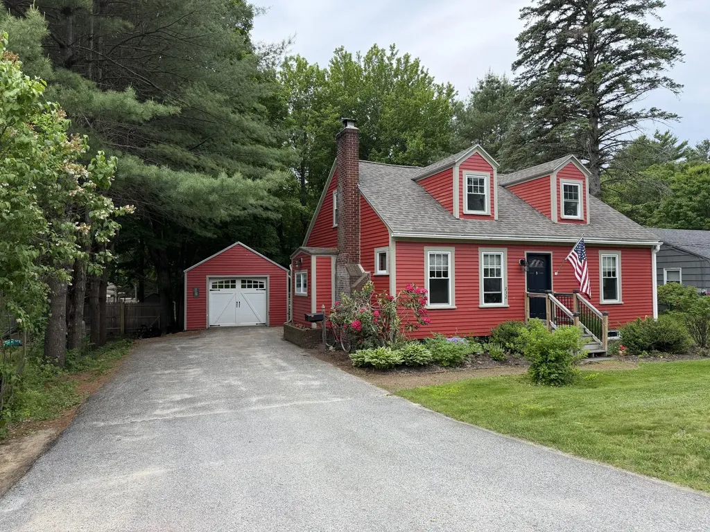 232 Lake Street Auburn ME 04210