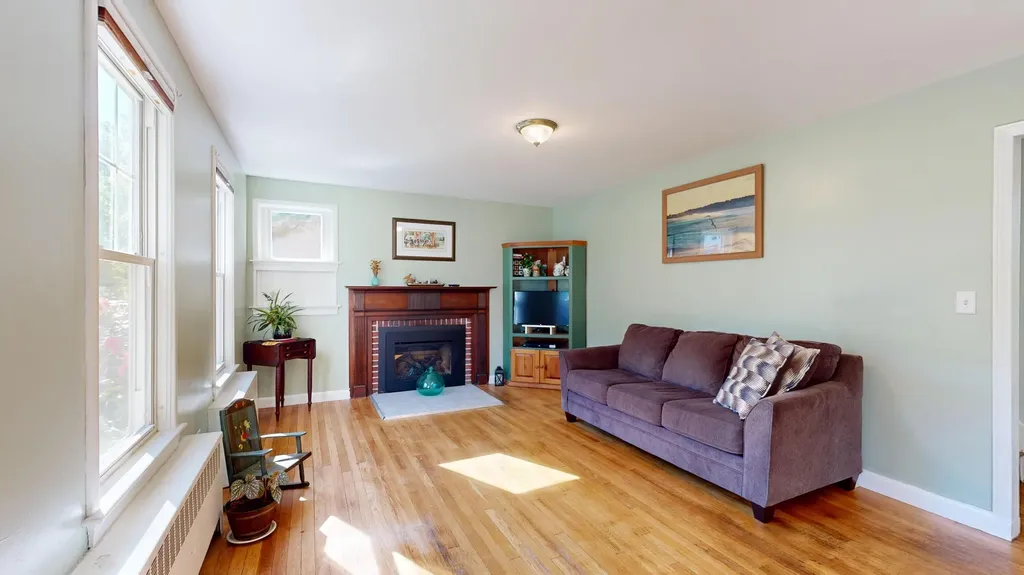 232 Lake Street Auburn ME 04210