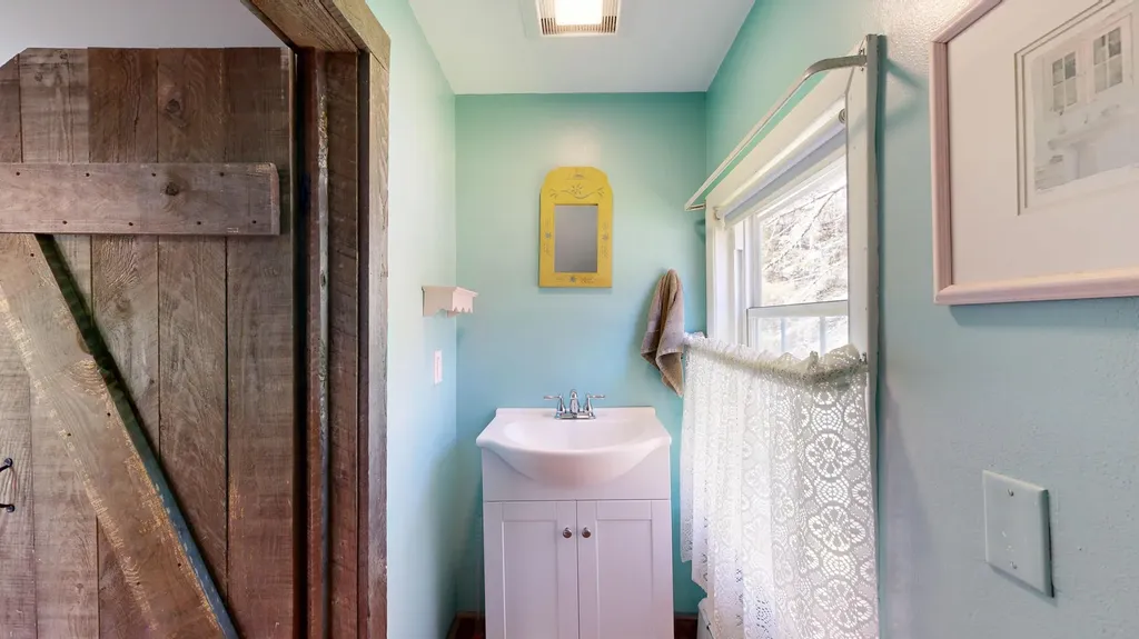 232 Lake Street Auburn ME 04210
