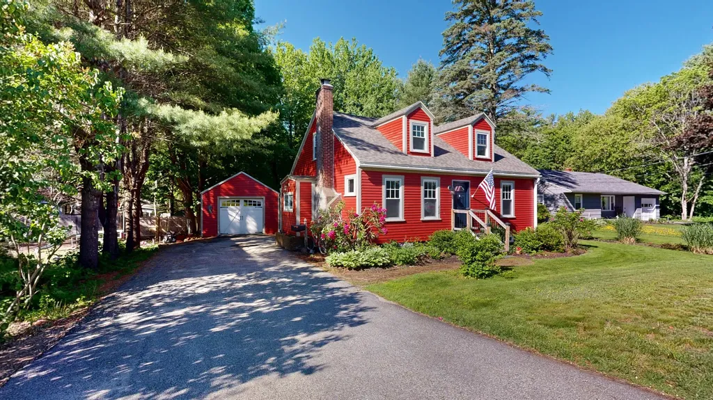232 Lake Street Auburn ME 04210