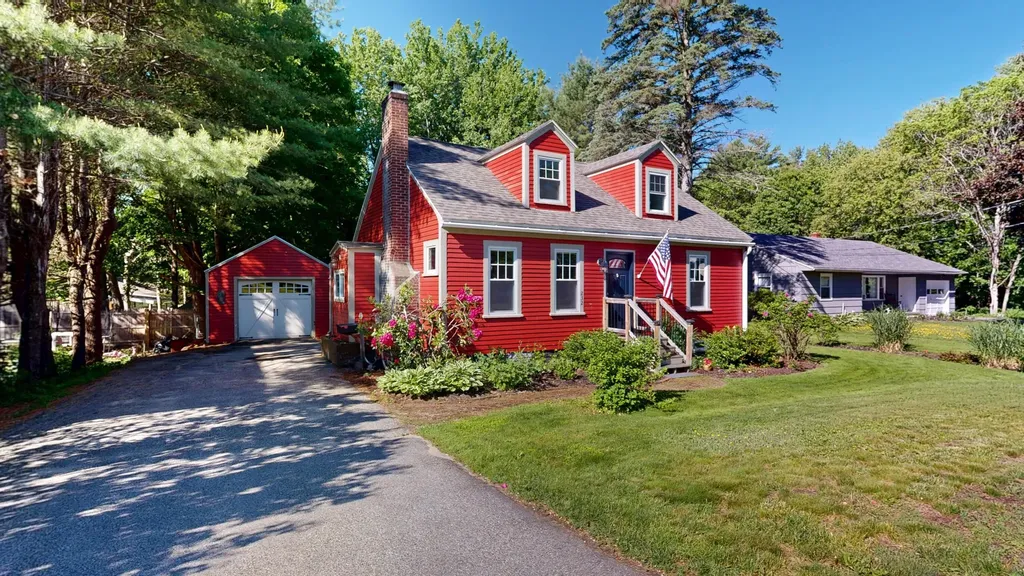 232 Lake Street Auburn ME 04210