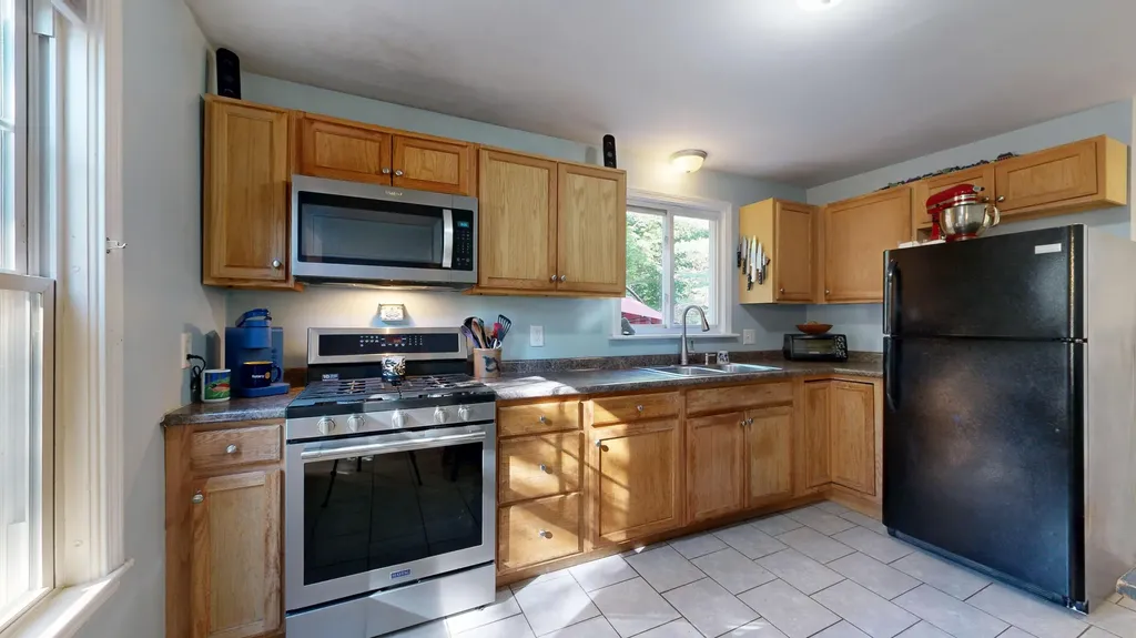 232 Lake Street Auburn ME 04210