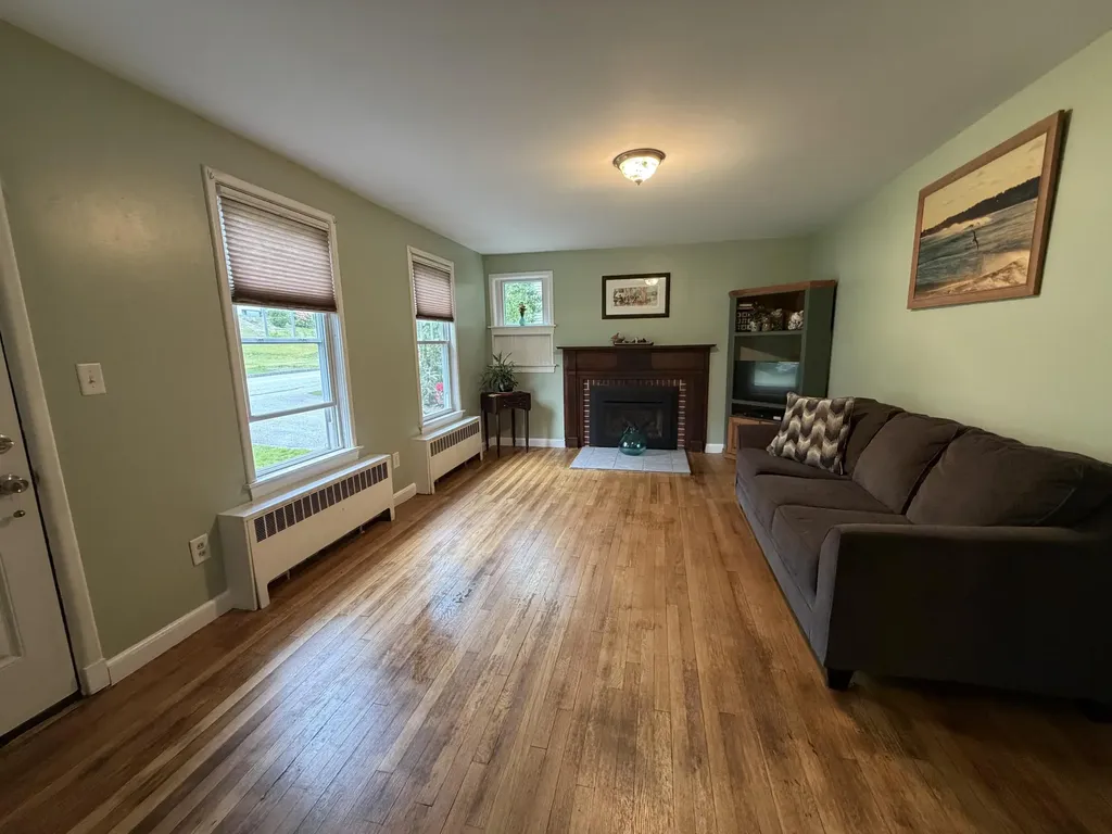 232 Lake Street Auburn ME 04210