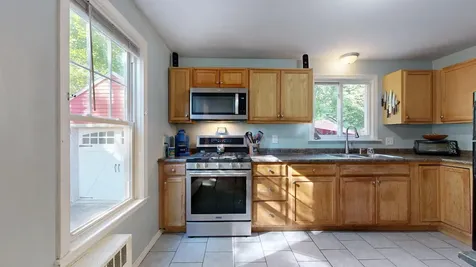 232 Lake Street Auburn ME 04210