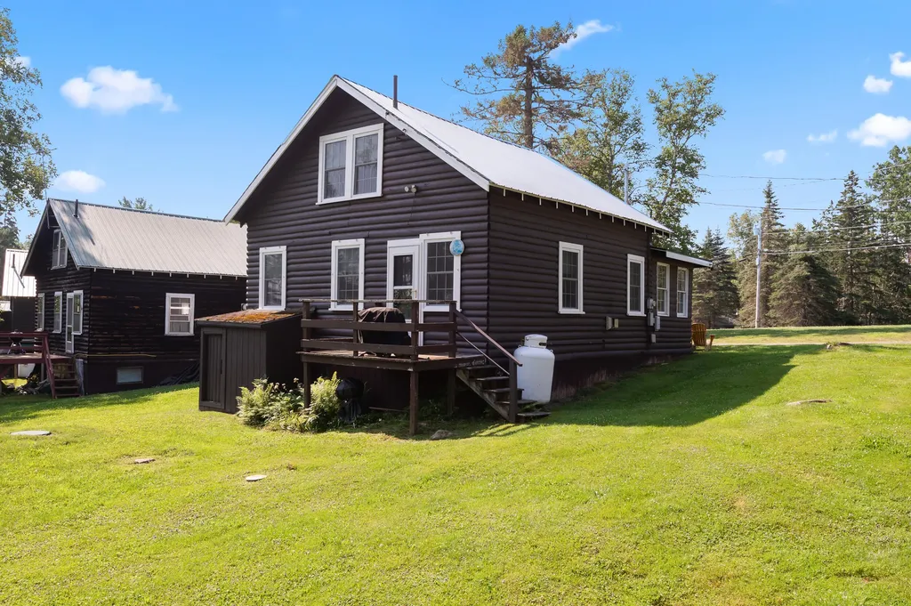 84 Manor Drive Rangeley ME 04970