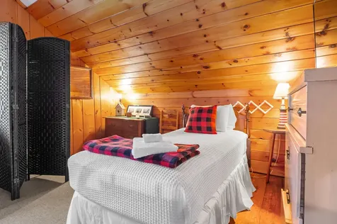 84 Manor Drive Rangeley ME 04970