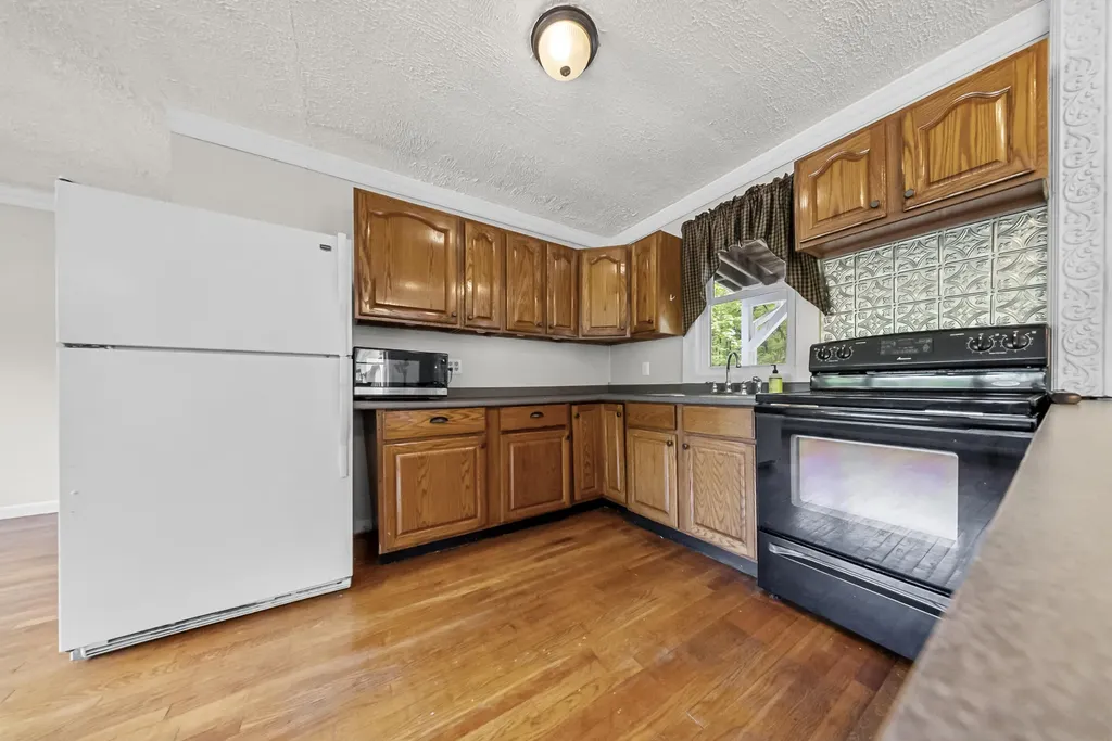 81 Nichols Street Madison ME 04950