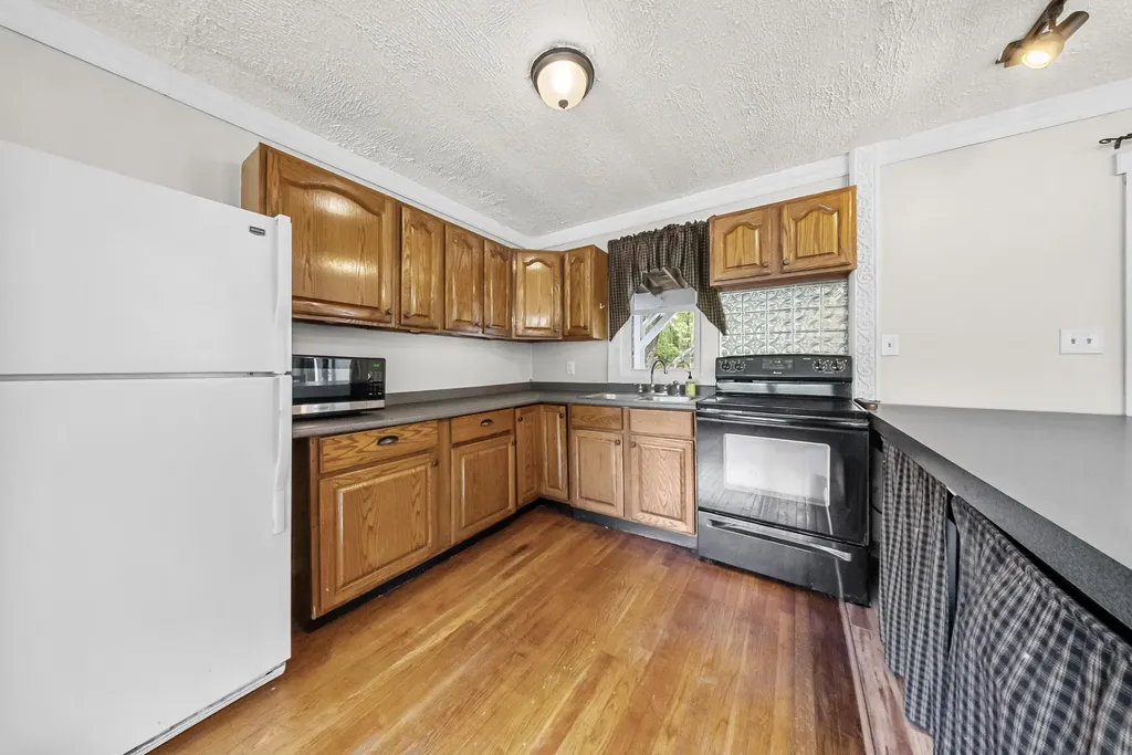 81 Nichols Street Madison ME 04950