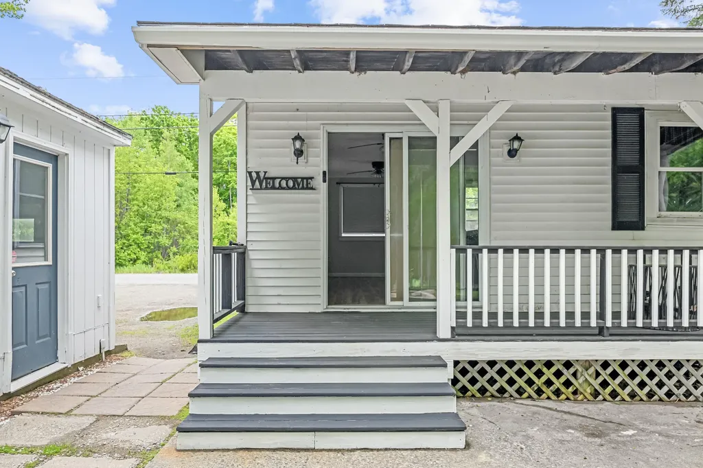 81 Nichols Street Madison ME 04950